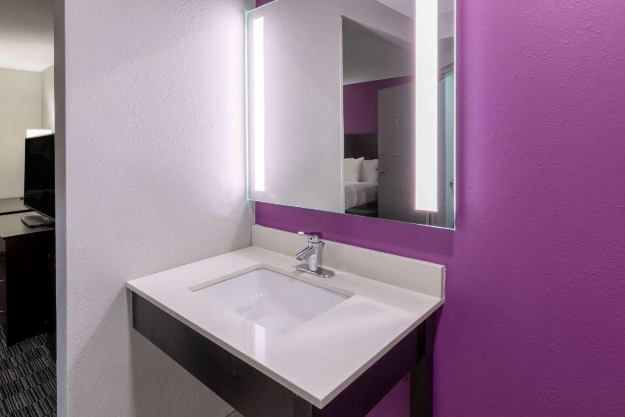 La Quinta By Wyndham Houston Nw Brookhollow Exteriör bild