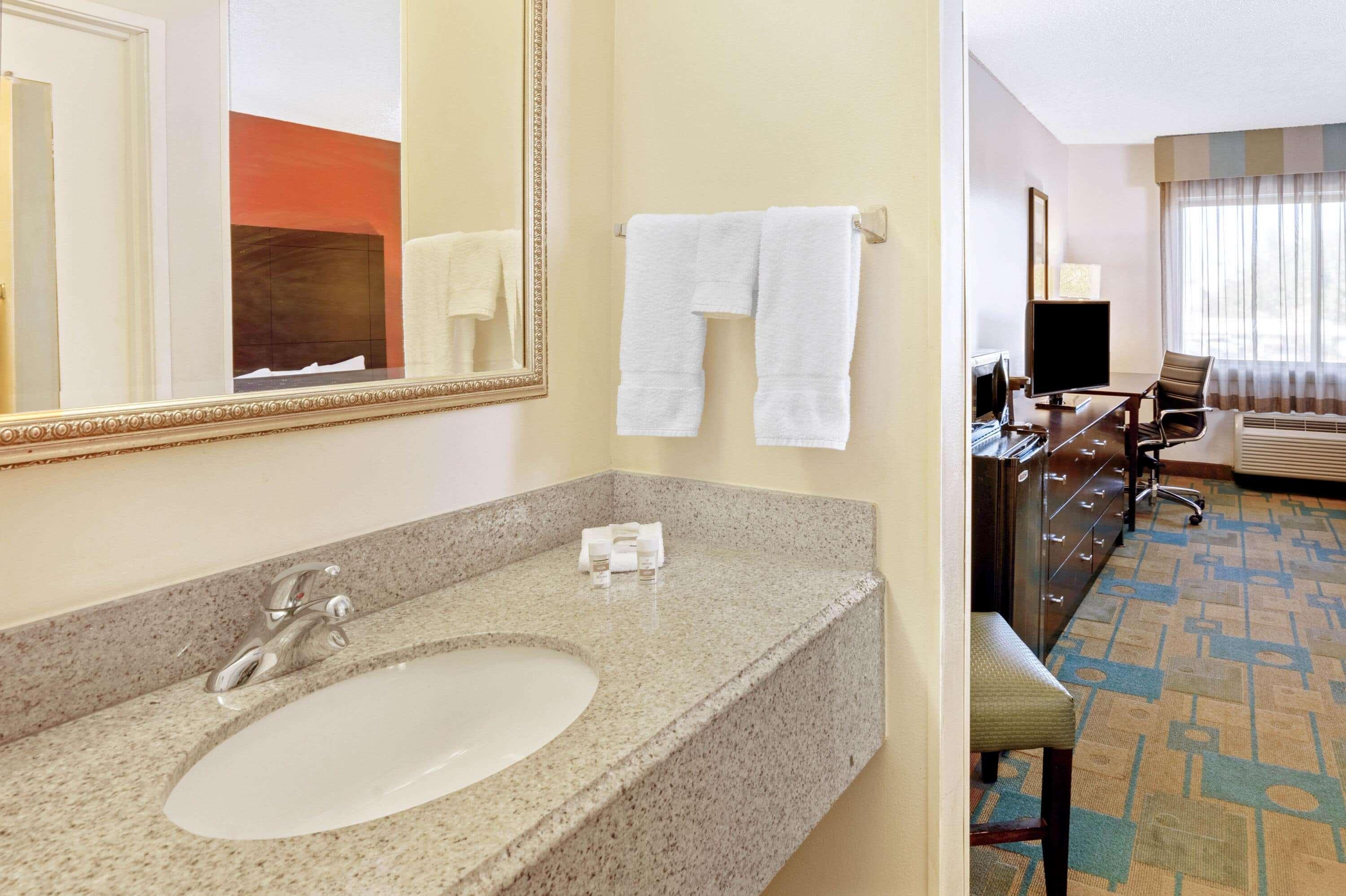 La Quinta By Wyndham Houston Nw Brookhollow Exteriör bild