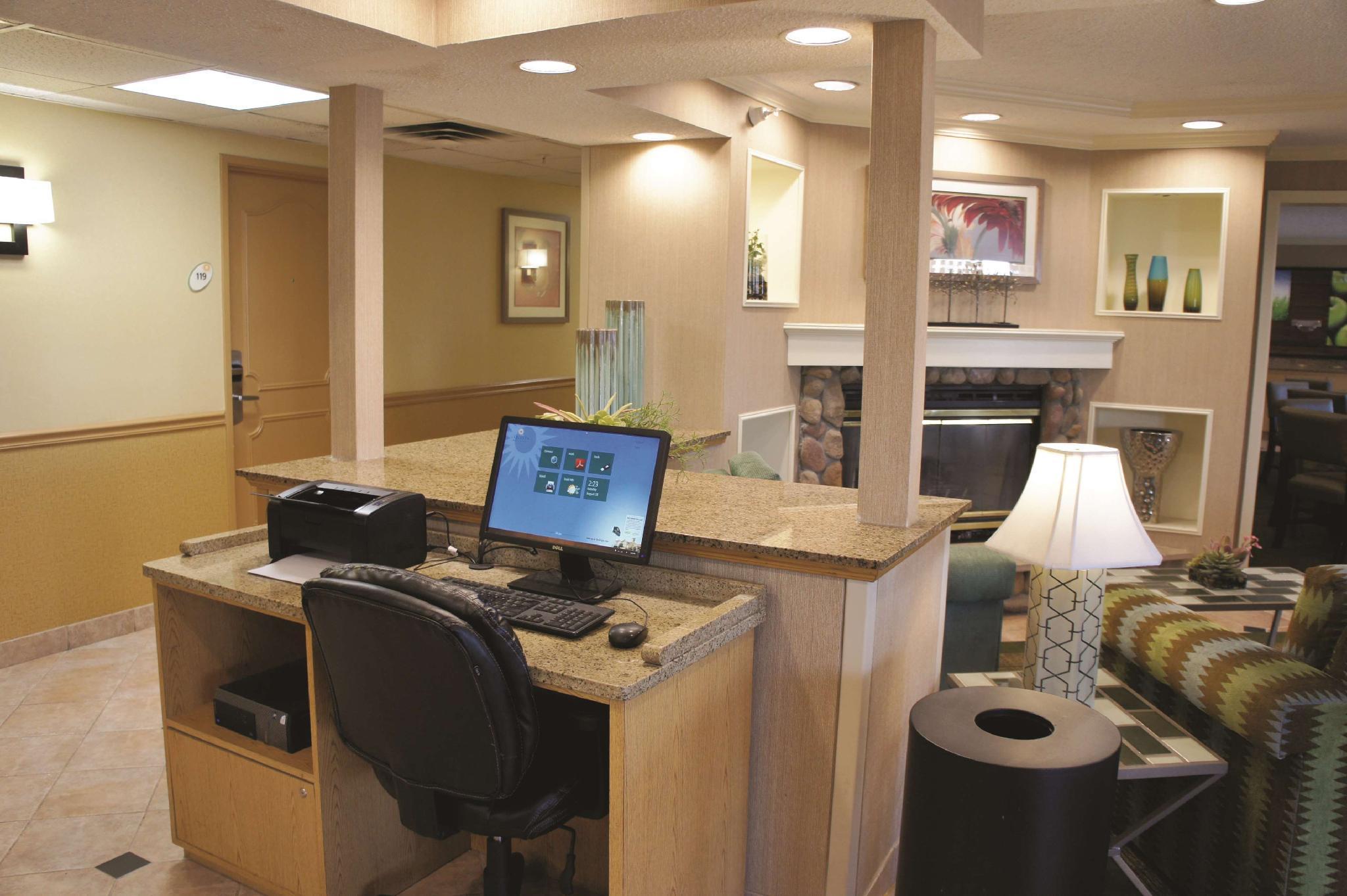 La Quinta By Wyndham Houston Nw Brookhollow Exteriör bild