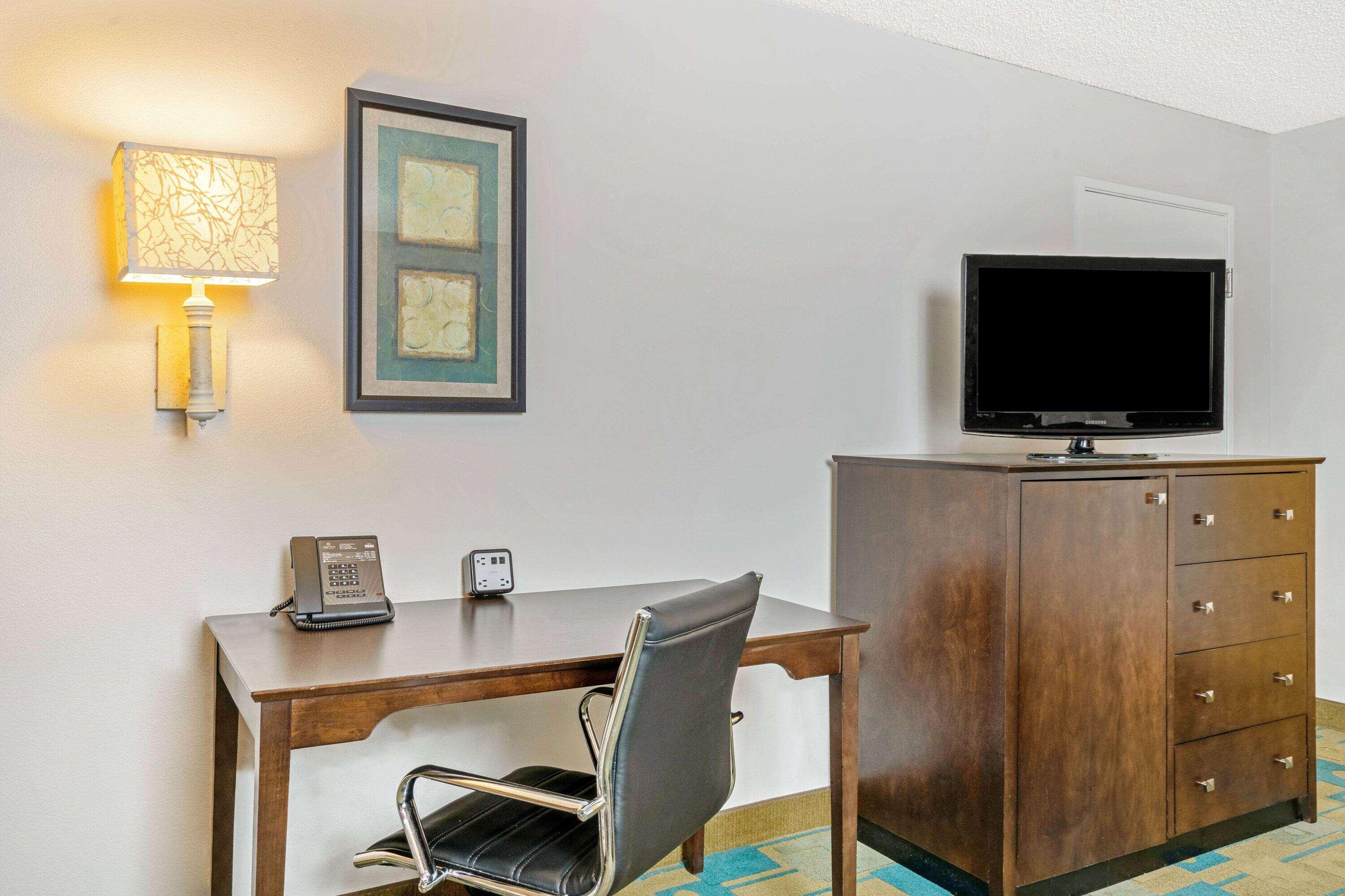 La Quinta By Wyndham Houston Nw Brookhollow Exteriör bild